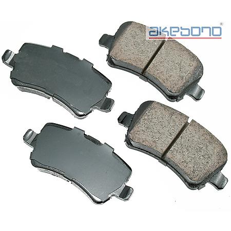 Akebono EUR1307 EURO Ultra-Premium Ceramic Brake Pad Set (EUR1307, AKEUR1307)